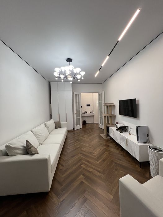 Продам 2 ком квартиру срочно