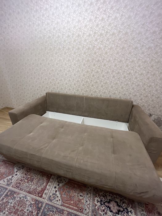 Диван книжка с подушками