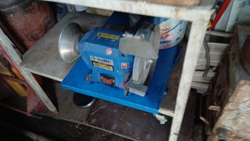 Токарные инструменты