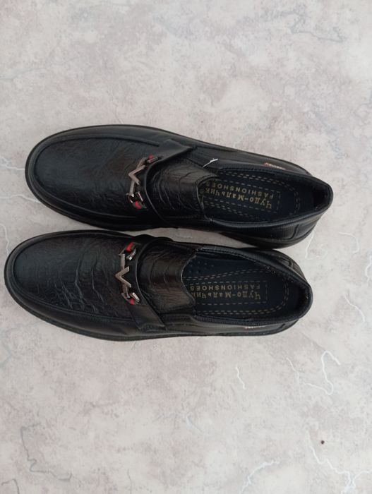 Продам туфли  подростковые