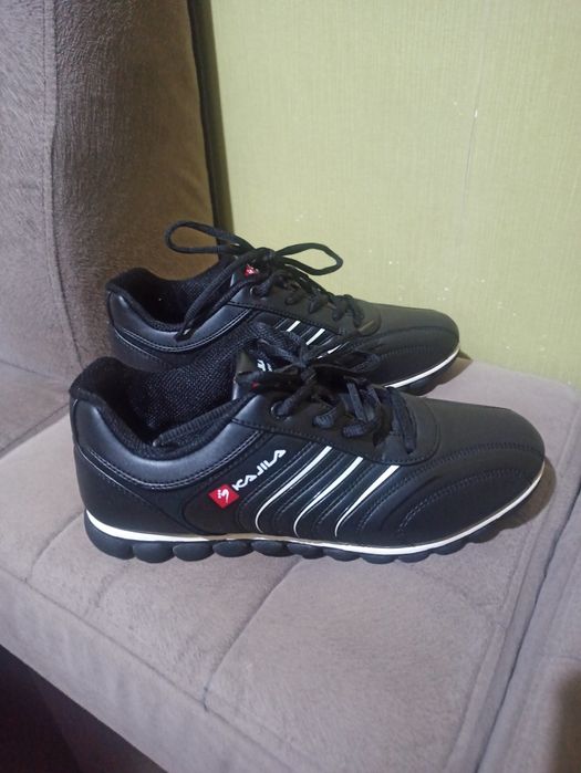 Мужские кроссовки  Kajila,.H&M и др