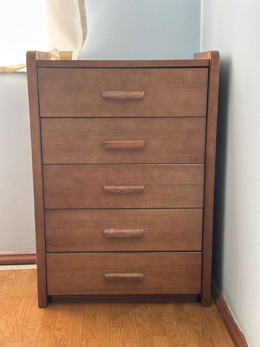 Спальный гарнитур из ореха