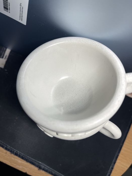 Из гипса бакалы с блюдцем, юрты