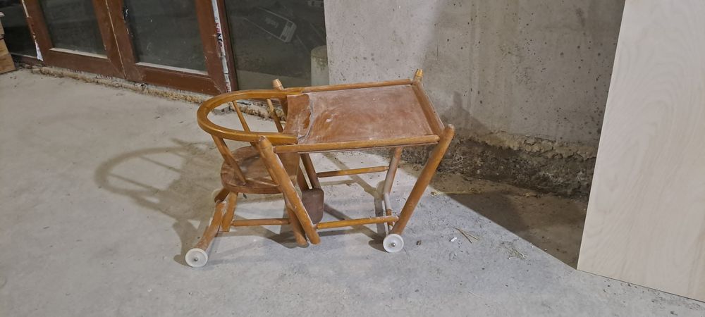 Xadulka stol sotiladi