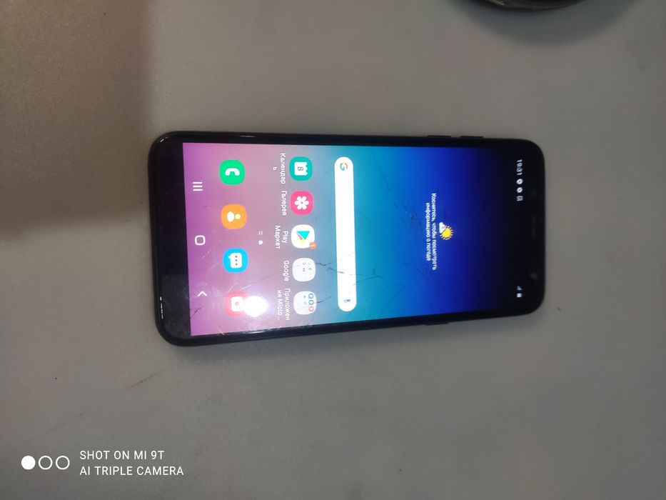 Продам телефон samsung a6