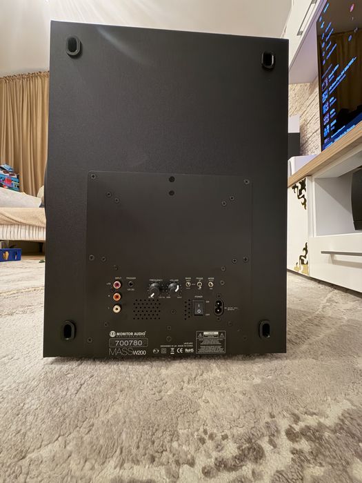 Vand Monitor Audio MASS W200 subwoofer activ premium de top. Premiat.