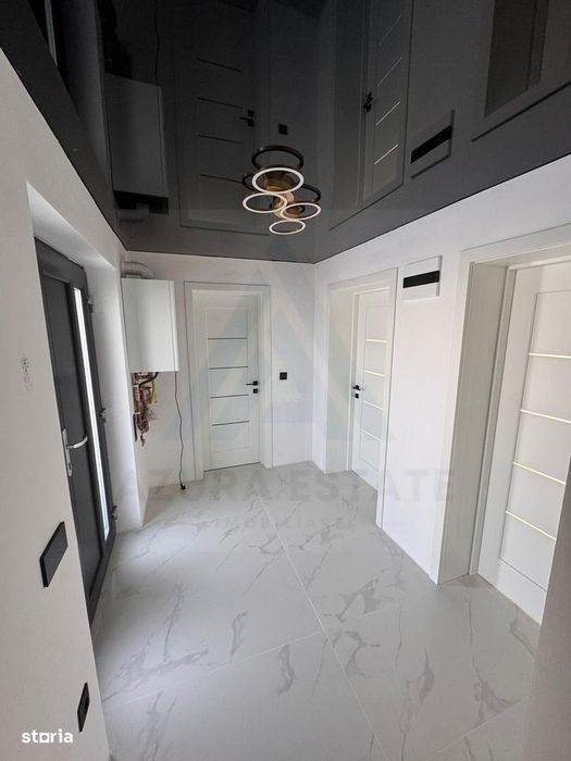 Casa moderna constructie noua 195 mp utili 100 mp curte in Sura Mare