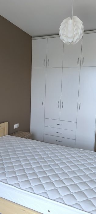 Продава се Тристаен апартамент в Пловдив, Остромила - 122 кв.м за 1394 €/кв.м - Снимка #2