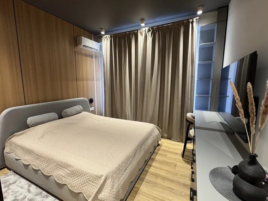 Яккасарайский р-н, ТЦ Некст 2х ком ор-р Улица Бобура