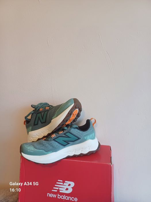 Кроссовки NB оригинал 42.5 новые