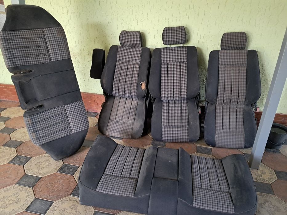 Мерседес.124 Пластик салона.