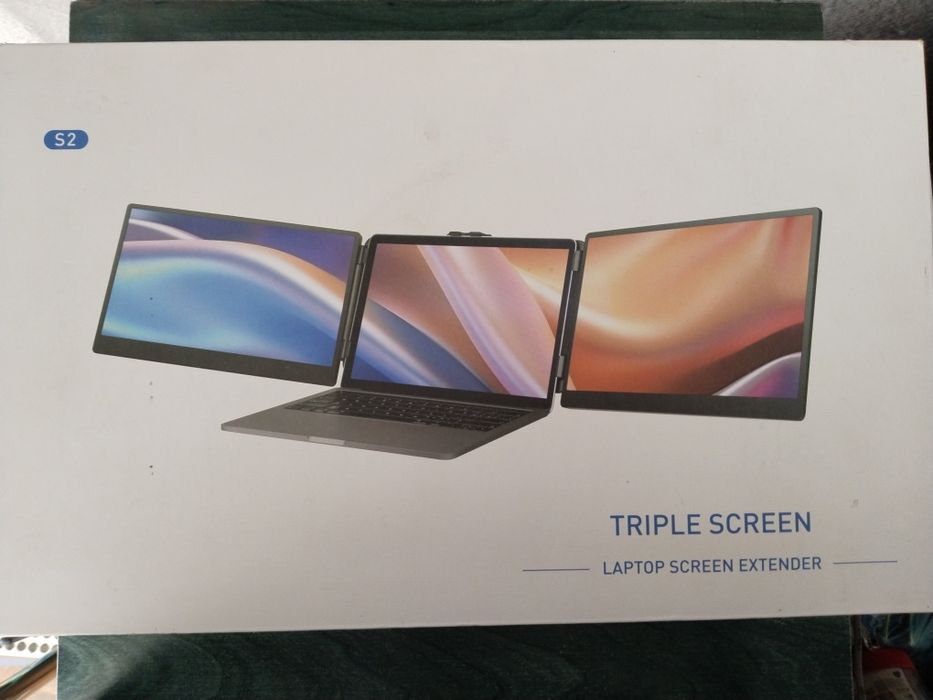 Monitor extensibil Tri-screen pentru laptop