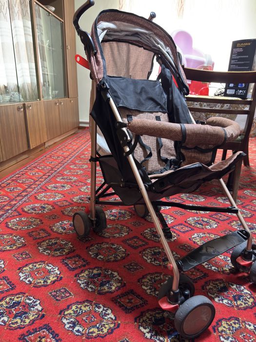 Продается НОВАЯ коляска + подарок