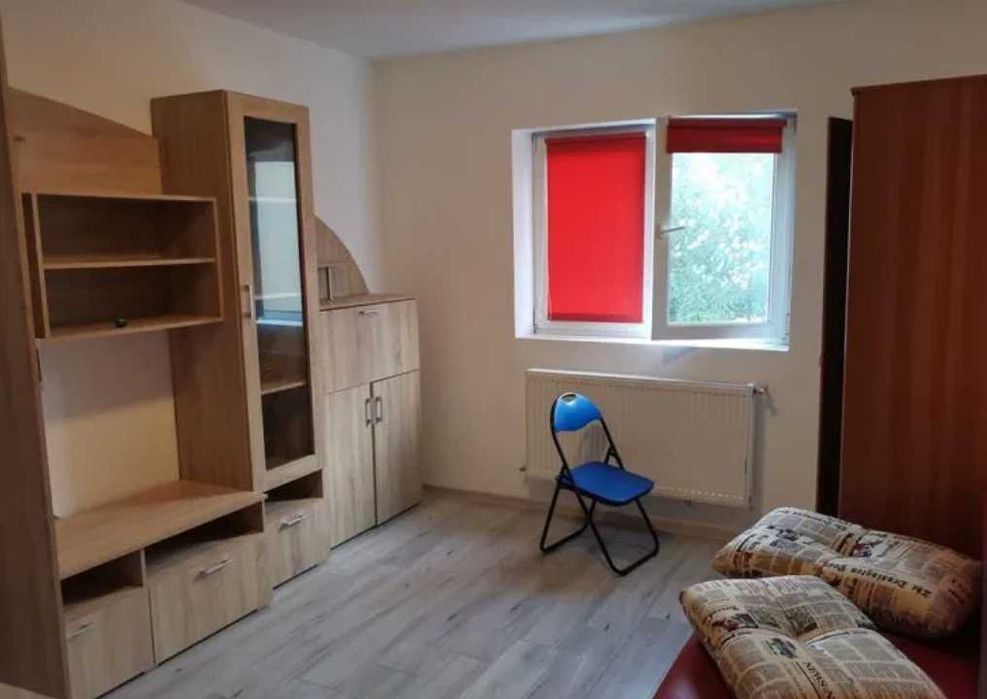 Дава се под наем Тристаен апартамент в Пловдив, Съдийски - 100 кв.м за 328.95 € - Снимка #2