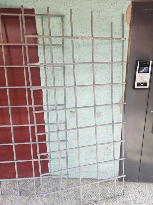 Продам железные двери новые