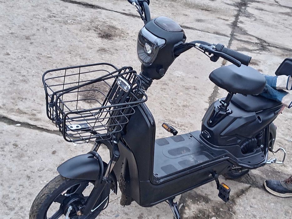 motocicletă electrică
