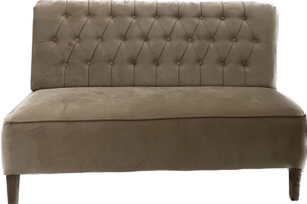 Продам срочно диванчик