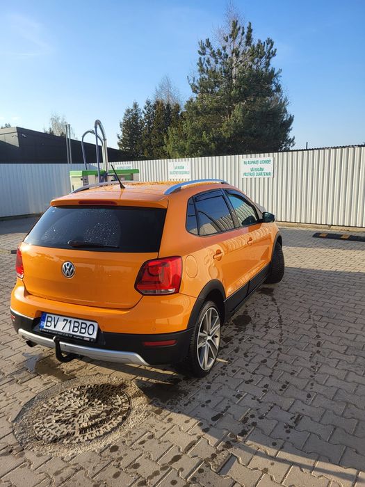 Vând Volkswagen  Cross Polo,an 2011, 1.6 diesel
