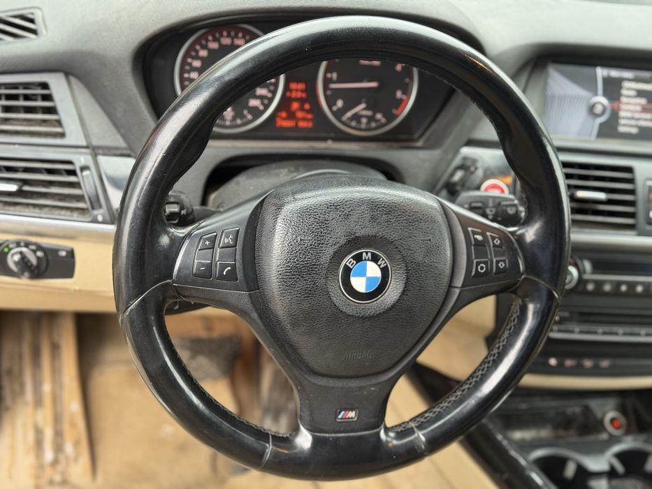 BMW X5 E70 bixenon shadowline