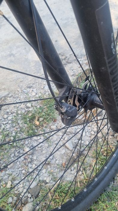 Bicicleta cube in stare perfecta