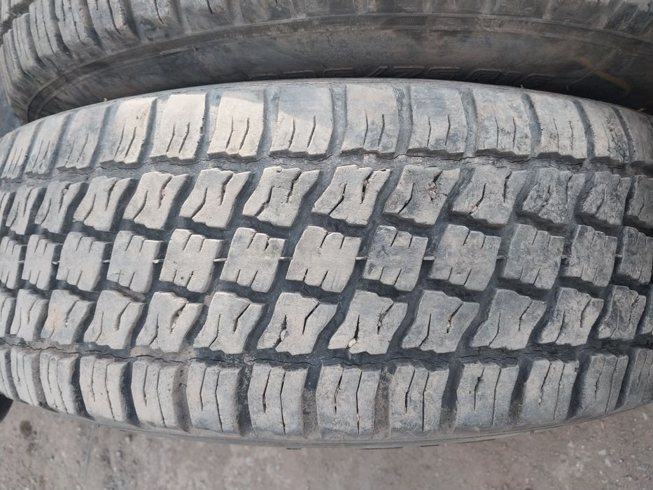 4 шины Forward 225 75 R16 всесезонные.