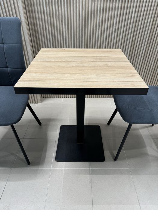 Столове и маси