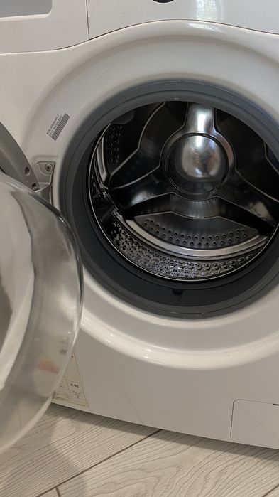 Продам стиральную машину