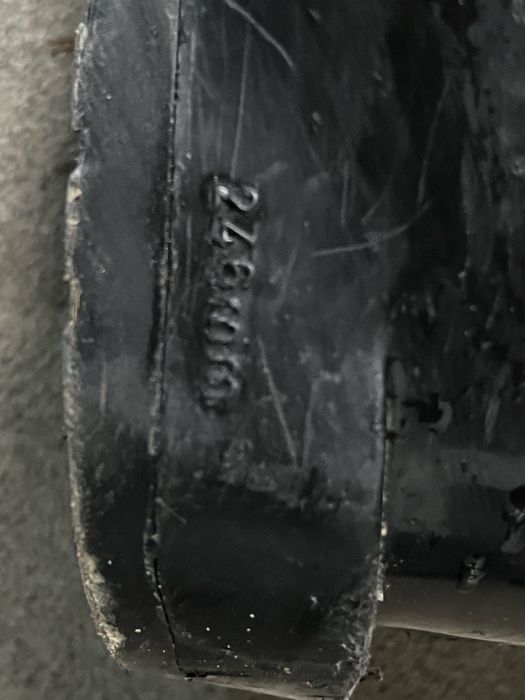 Детски ски обувки, цената е за двата чифта