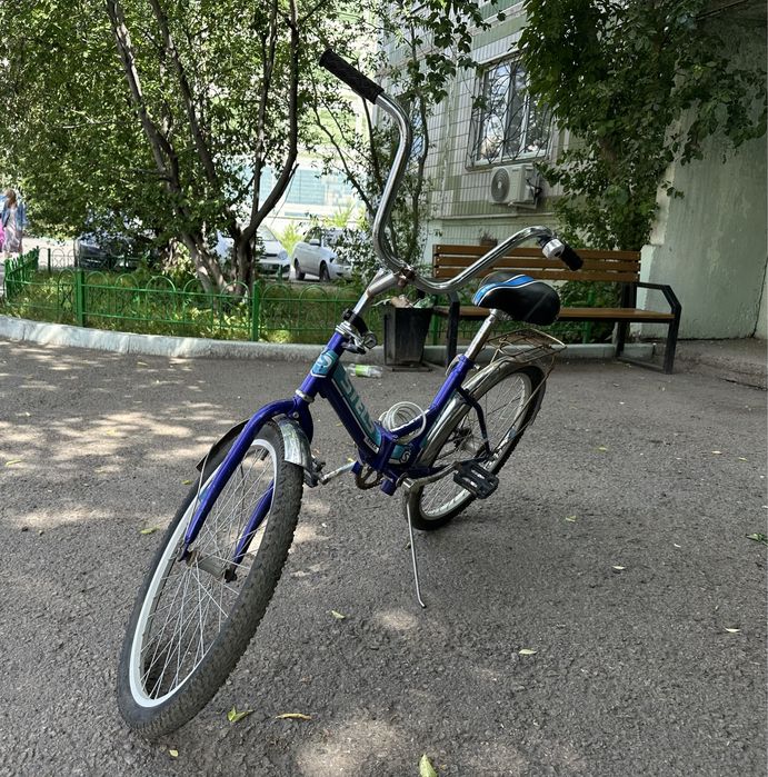 Продается синий городской велосипед Stels