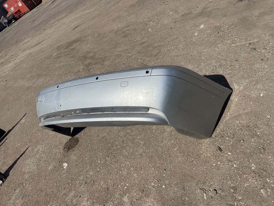 Задний бампер бмв Е65 оригинал с парктрониками