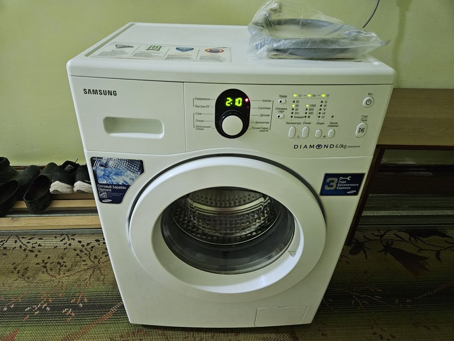 Стиральная машина Samsung WF8590NGW Diamond 6 кг