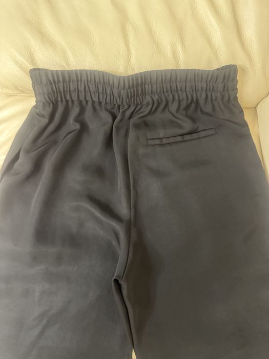 Vand pantaloni Zara femei