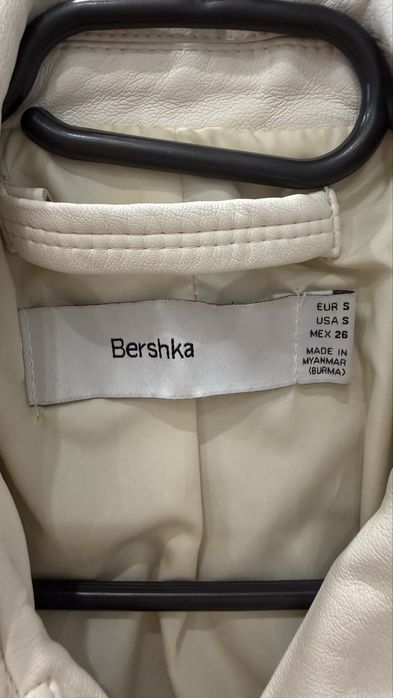 Кожено яке Bershka