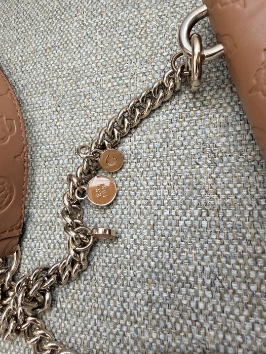 Дамска чанта Guess