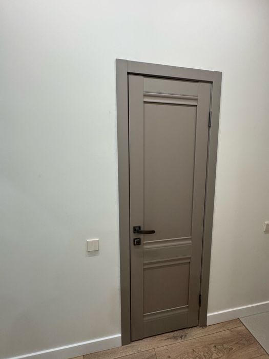 Двухметра дверь Рим новая