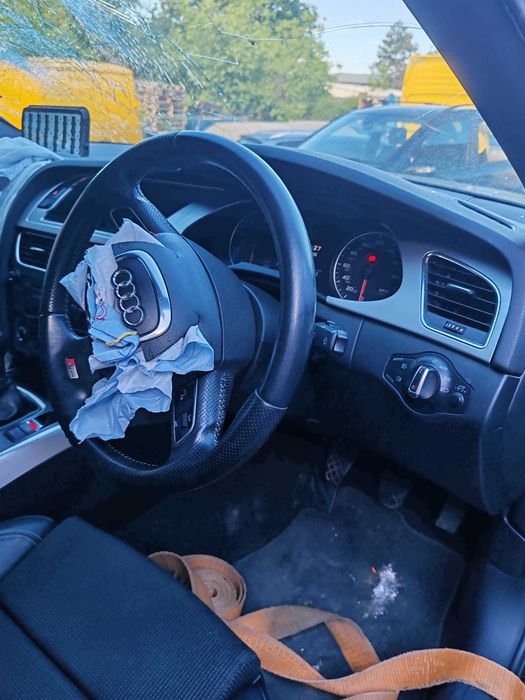 Ауди А4 Б8 2.0 TFSI Quatro