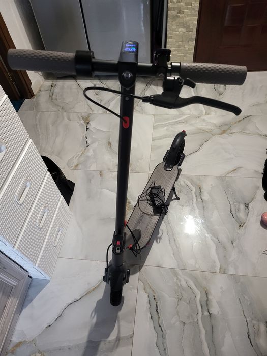 Trotineta electrica noua adusa din Olanda cauciucuri pline încărcător