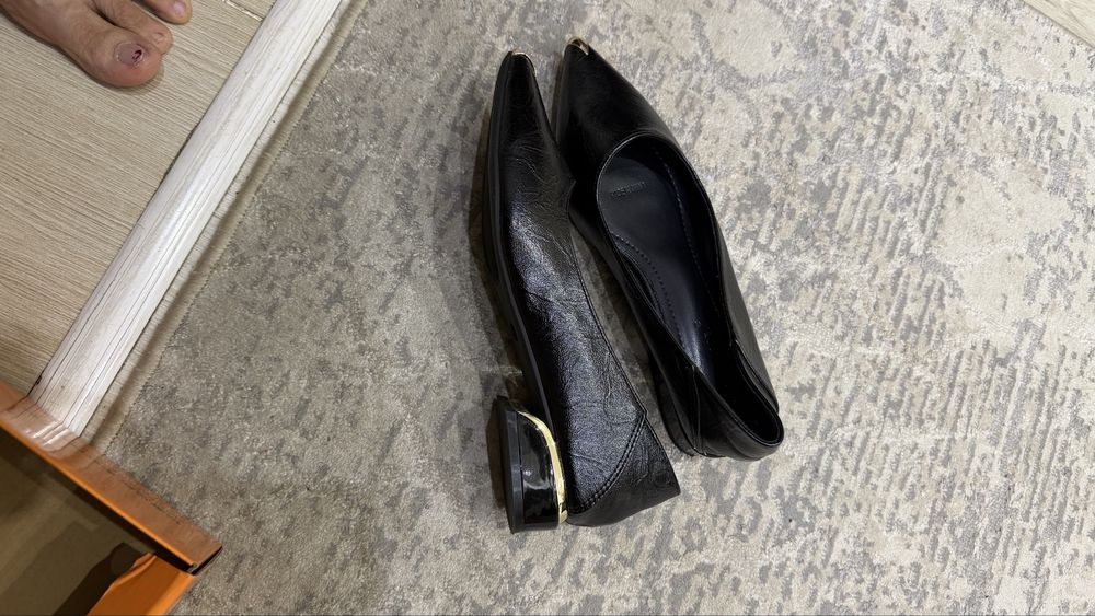 Туфля или обувь для женщин