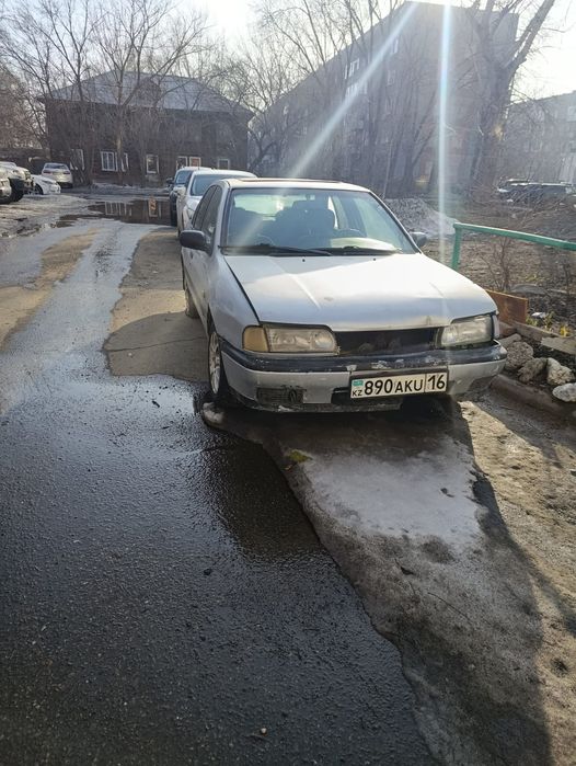 Продам машину Nissan