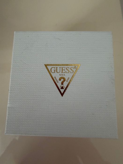Нов Часовник Guess