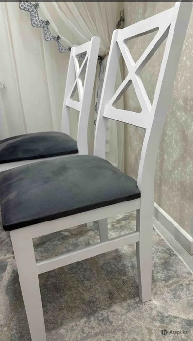 Стулья в отличном состоянии как новые