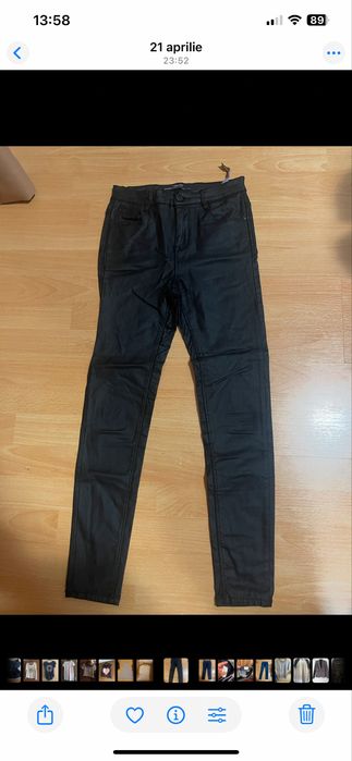 Pantaloni Stradivariua