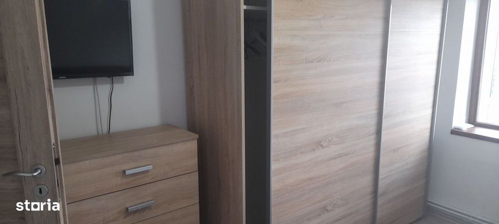 Apartament spațios cu 3 camere – Zona Policlinica Armatei, Târgoviște