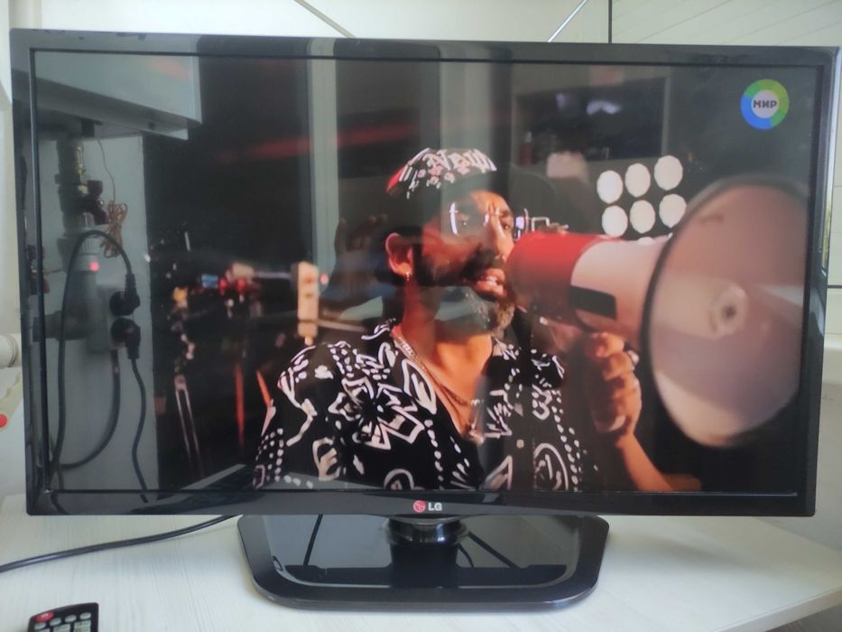 Продам телевизор LG