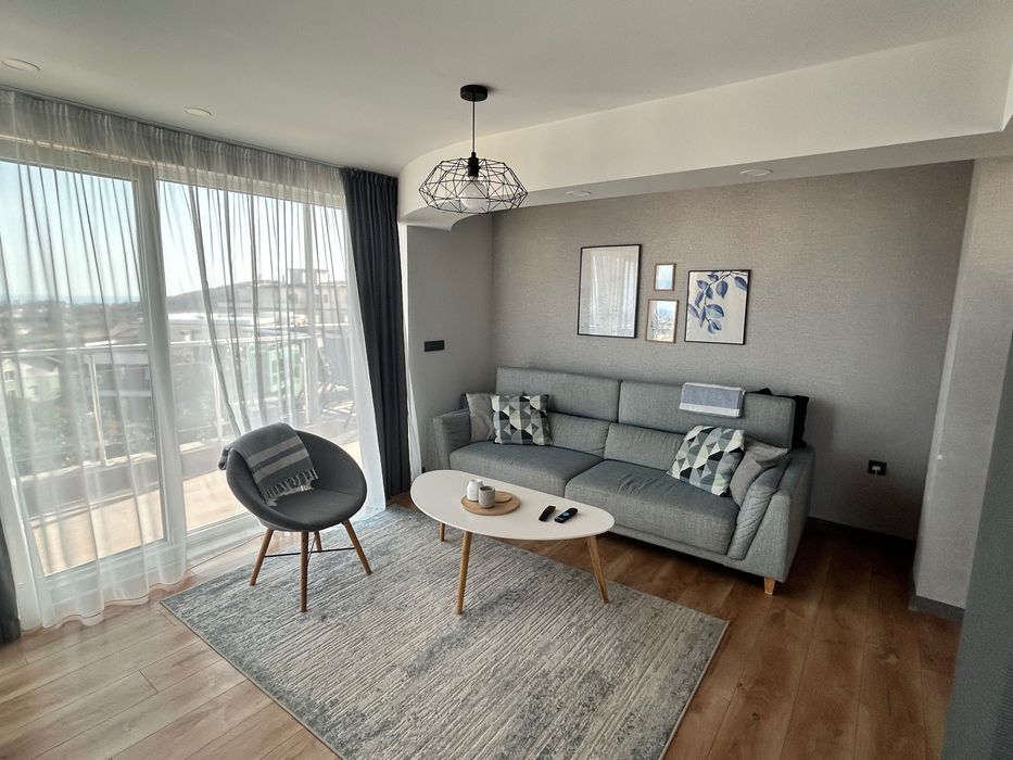 Продава се Тристаен апартамент в Варна, Център - 148 кв.м за 913 €/кв.м - Снимка #3