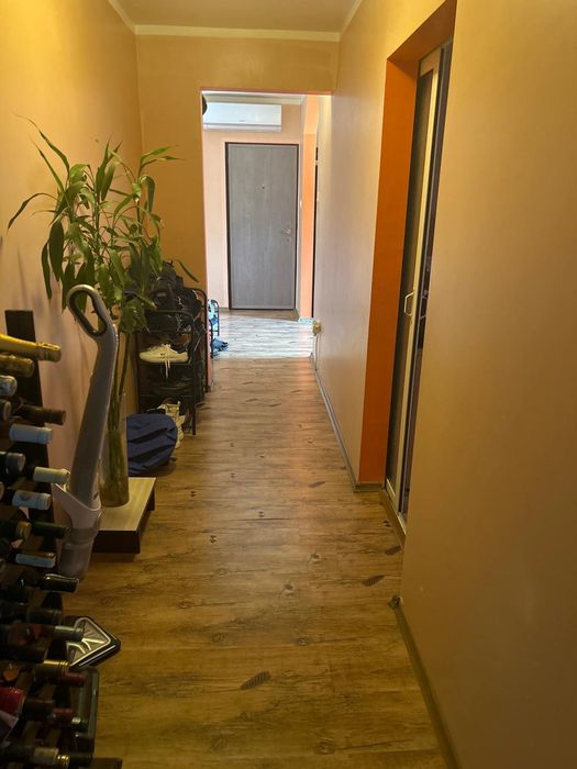 Vând apartament 2 camere