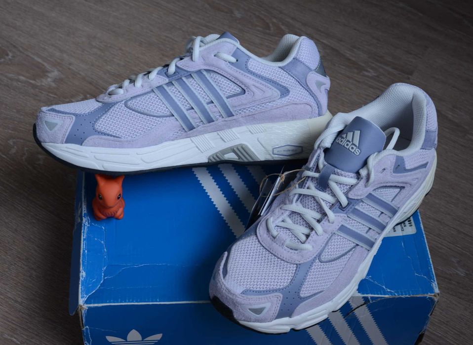 Adidas 43 р. оригинальные кроссовки