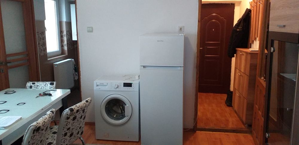 Ofer spre închiriere apartament 2 camere