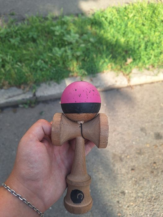oKendama candy semnata de xremus si vasiu