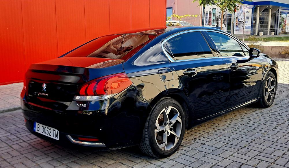 PEUGEOT 508 2.0 blueHDI 181к.с. Allure - ниво на оборудване.